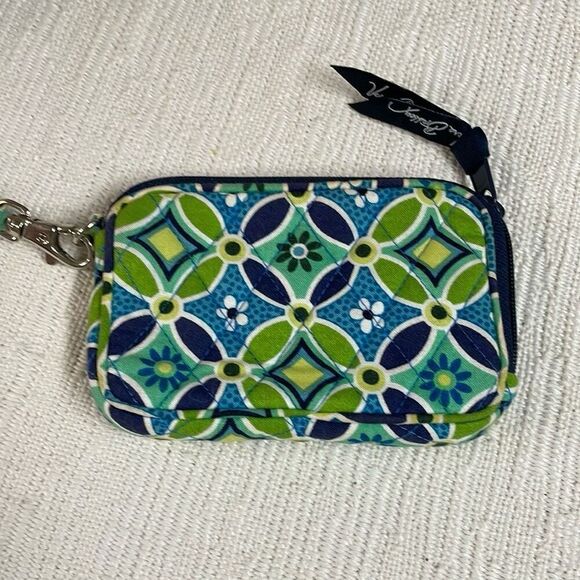 VERA BRADLEY Floral Wristlet Quilted Blue Green Coin Card Purse 3 1/2” x 5” - Picture 6 of 9